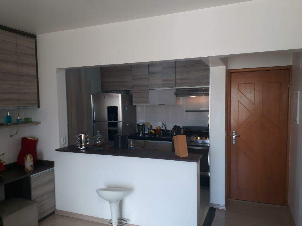 Apartamento à venda com 2 quartos, 60m² - Foto 11