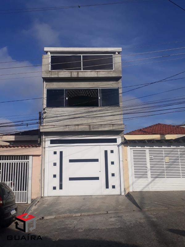 Casa à venda com 4 quartos, 199m² - Foto 1