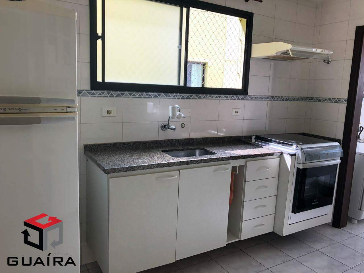 Apartamento à venda com 2 quartos, 70m² - Foto 18