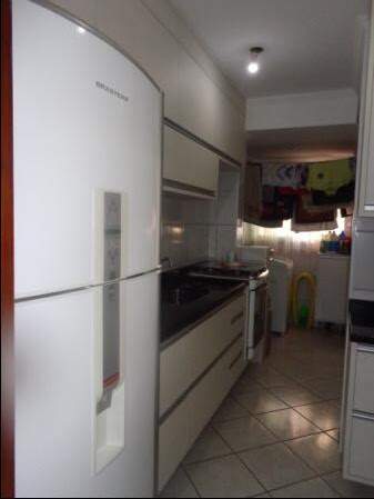 Apartamento à venda com 2 quartos, 70m² - Foto 5