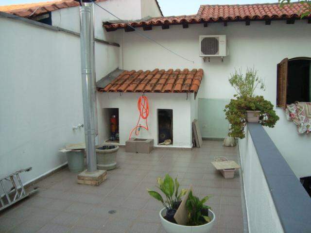 Sobrado à venda com 3 quartos, 300m² - Foto 3