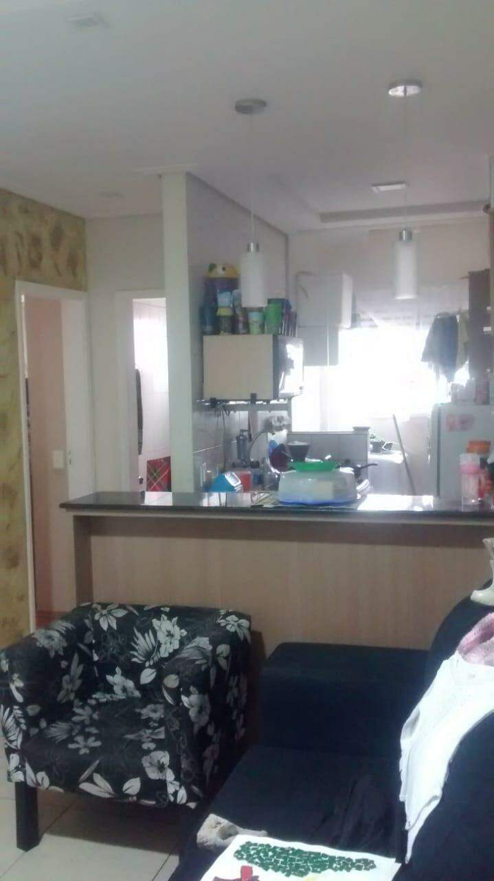 Apartamento à venda com 2 quartos, 50m² - Foto 2