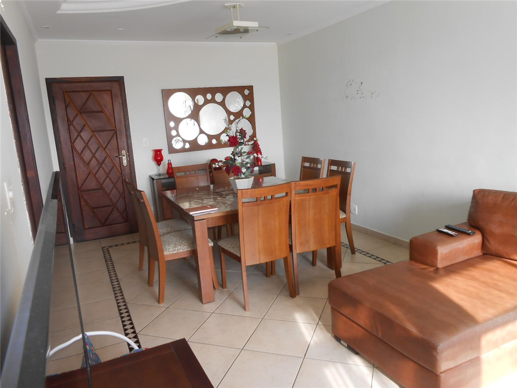 Apartamento à venda com 3 quartos, 140m² - Foto 2