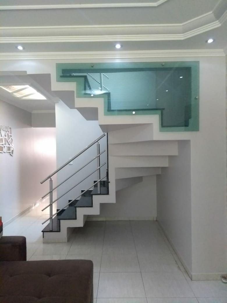 Sobrado à venda com 3 quartos, 162m² - Foto 3