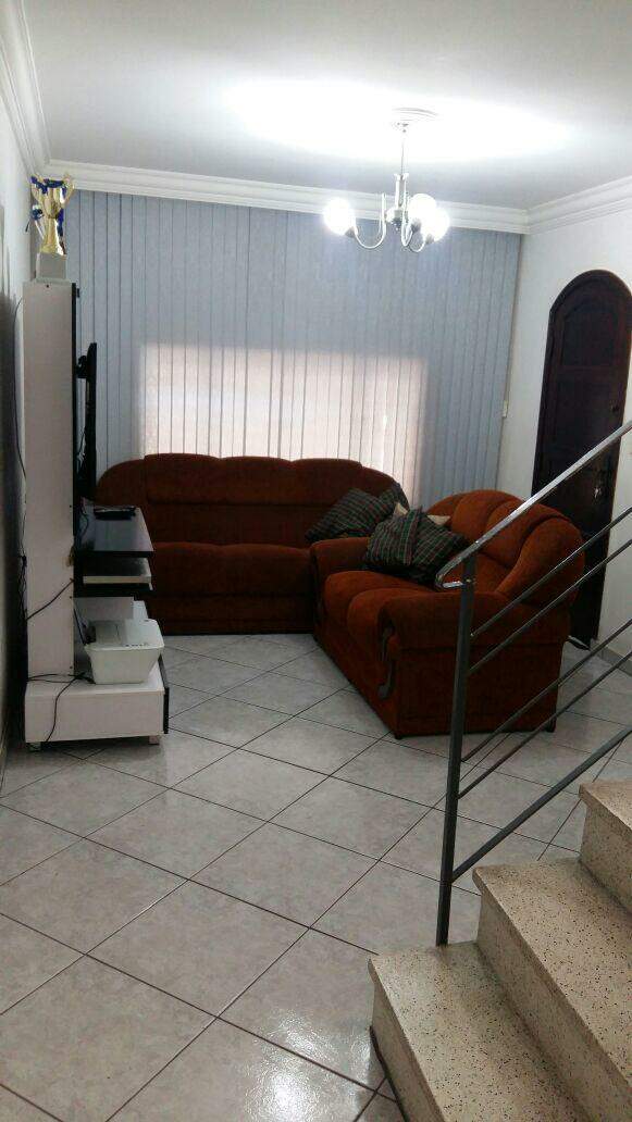 Sobrado à venda com 3 quartos, 200m² - Foto 1