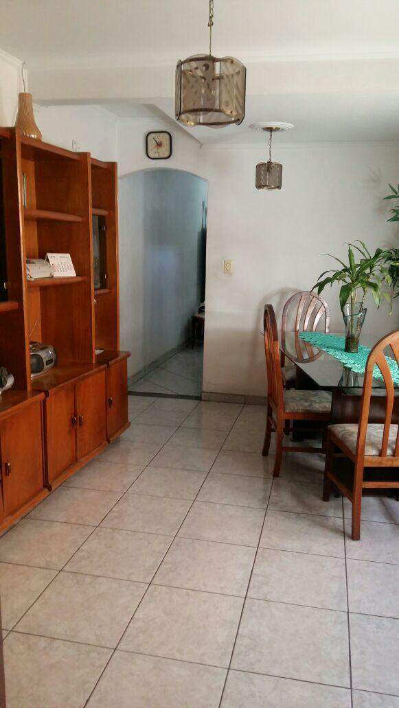 Sobrado à venda com 3 quartos, 200m² - Foto 3