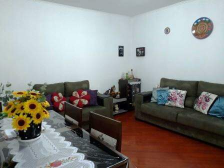 Apartamento à venda com 3 quartos, 80m² - Foto 2