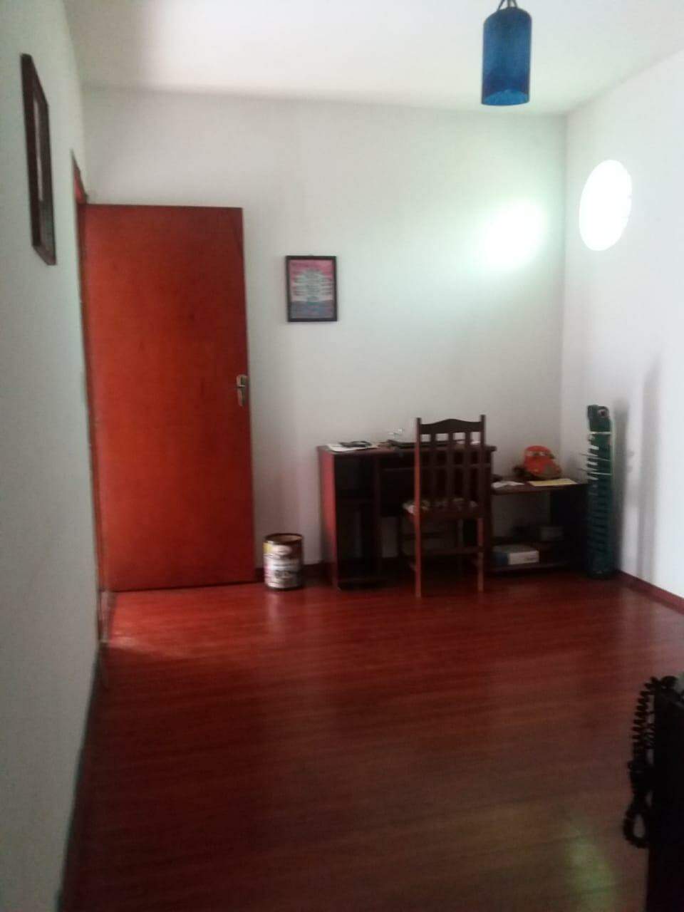 Sobrado à venda com 4 quartos, 180m² - Foto 3