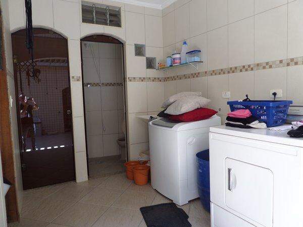 Sobrado à venda com 3 quartos, 241m² - Foto 9