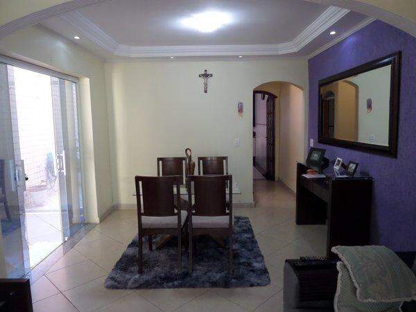 Sobrado, 3 quartos, 241 m² - Foto 3