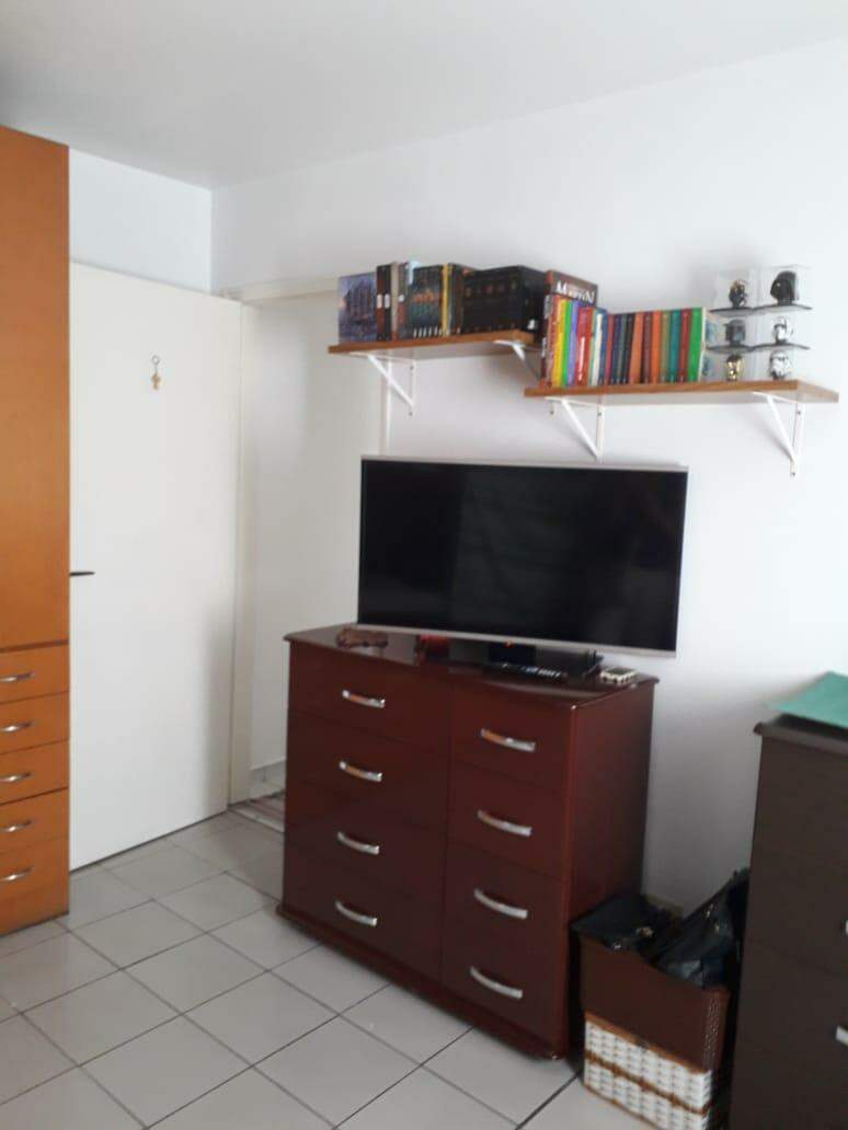 Casa à venda com 2 quartos, 220m² - Foto 10