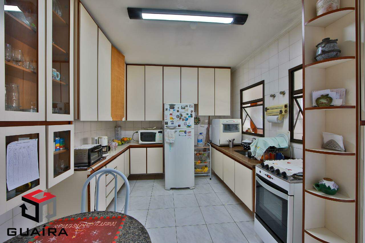 Apartamento à venda com 3 quartos, 140m² - Foto 1