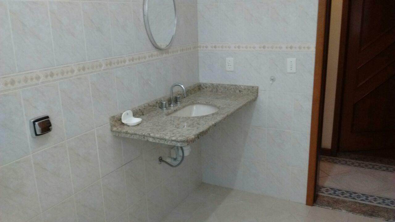 Casa à venda com 3 quartos, 256m² - Foto 22