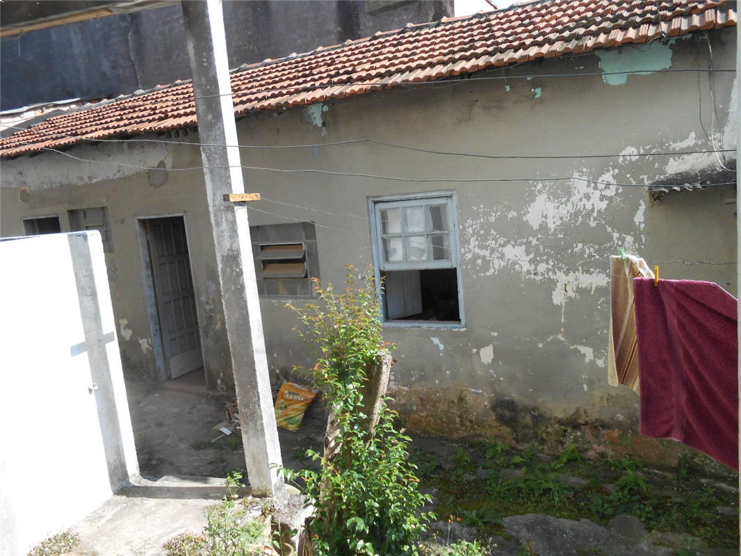 Sobrado à venda com 2 quartos, 200m² - Foto 4