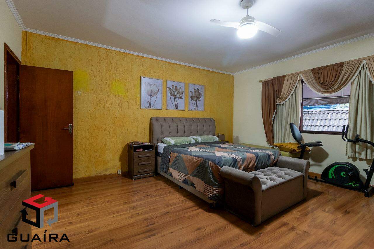 Sobrado à venda com 4 quartos, 284m² - Foto 13