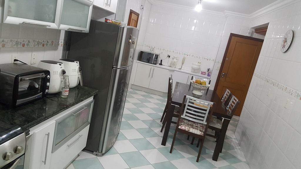 Apartamento à venda com 3 quartos, 187m² - Foto 5