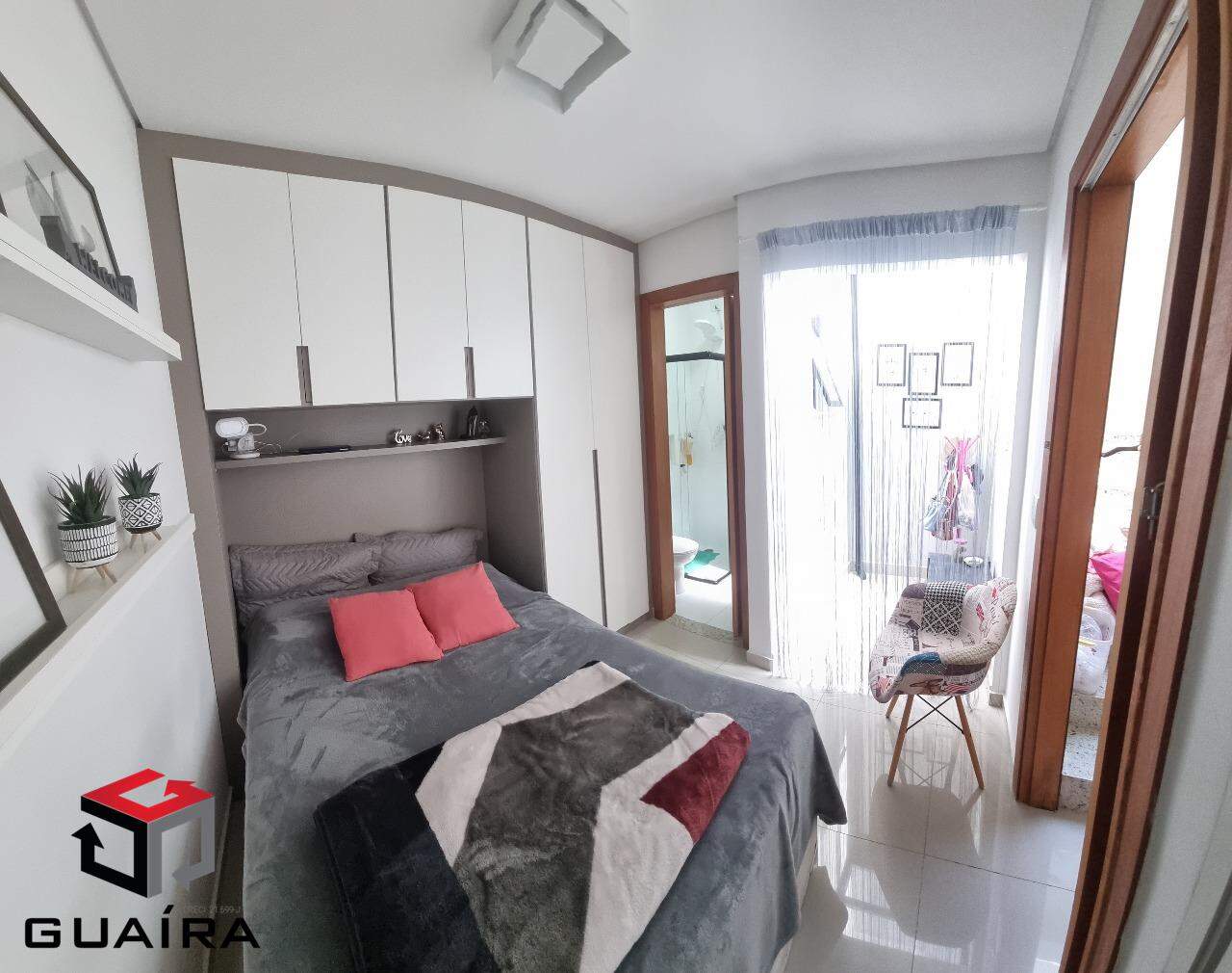 Sobrado à venda com 2 quartos, 130m² - Foto 13