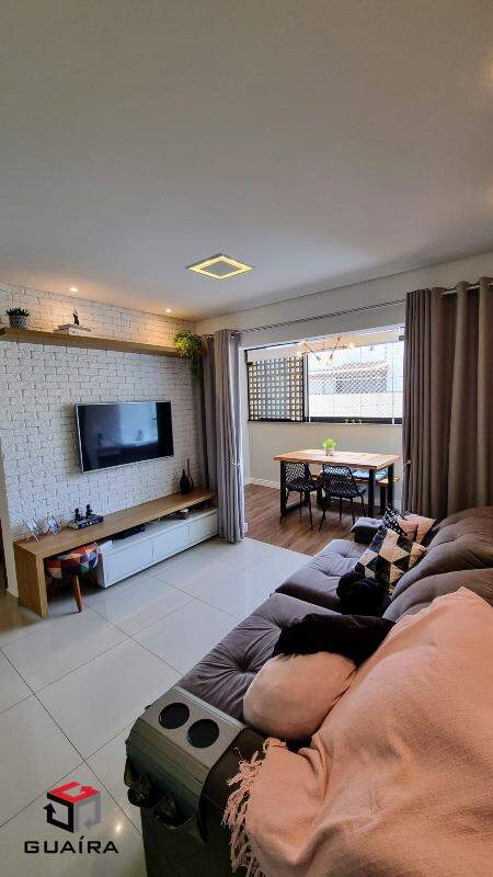 Sobrado à venda com 2 quartos, 130m² - Foto 1