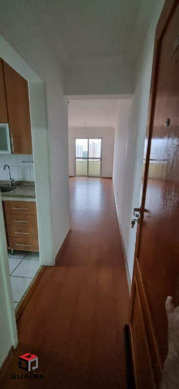 Apartamento à venda com 2 quartos, 64m² - Foto 2