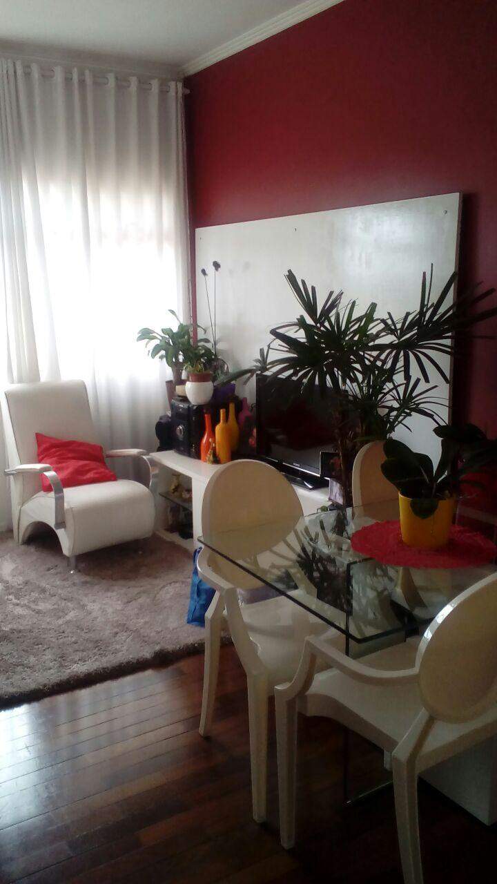 Apartamento à venda com 2 quartos, 65m² - Foto 1