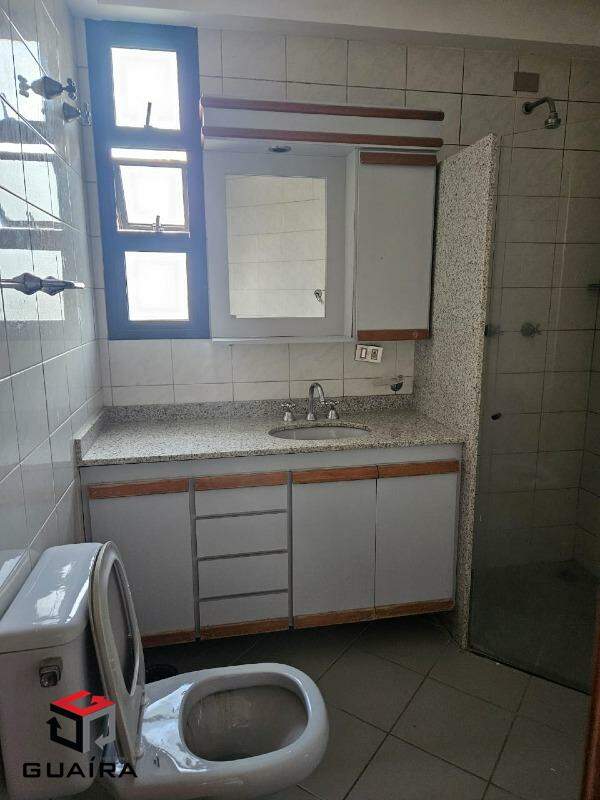 Apartamento para alugar com 4 quartos, 145m² - Foto 12