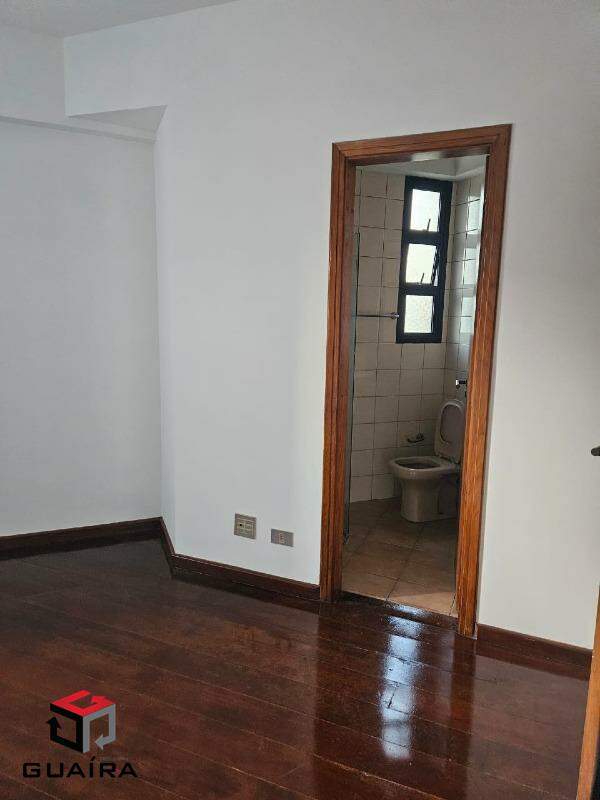 Apartamento para alugar com 4 quartos, 145m² - Foto 7