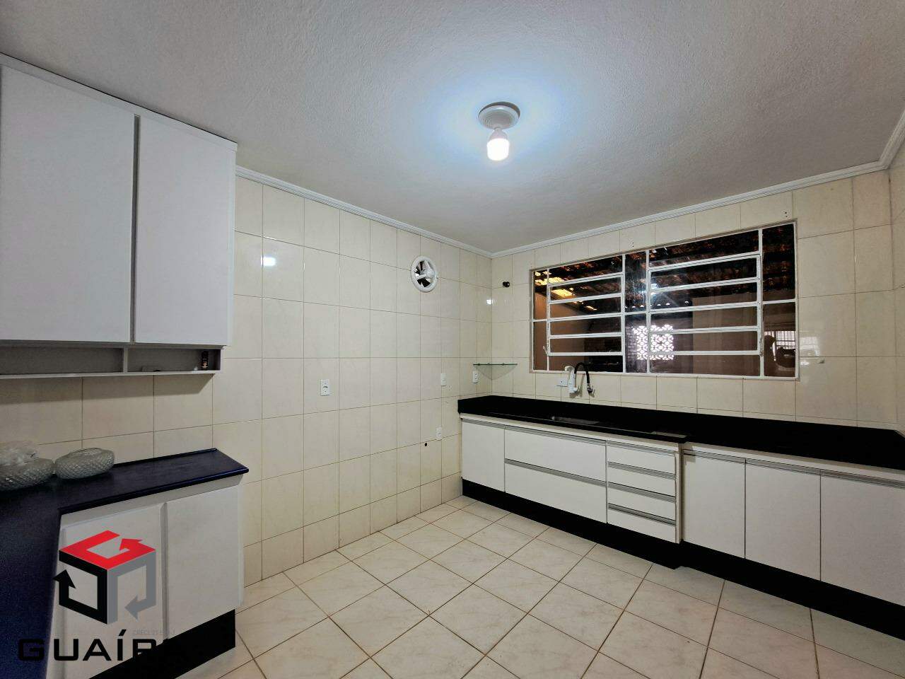 Casa para alugar com 2 quartos, 113m² - Foto 8
