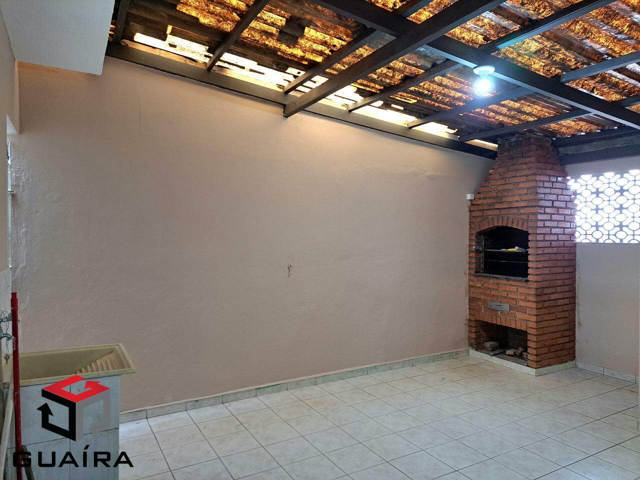 Casa para alugar com 2 quartos, 113m² - Foto 13