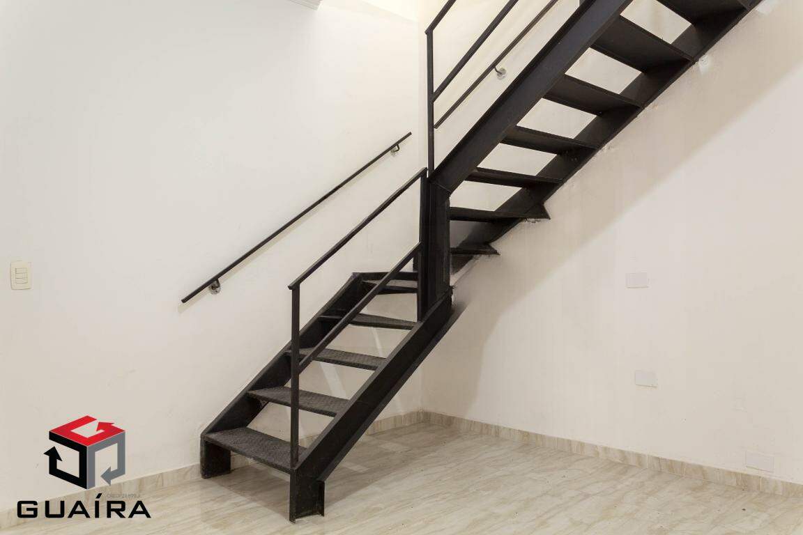 Sobrado à venda com 5 quartos, 220m² - Foto 4