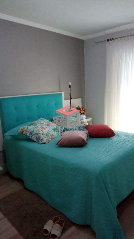 Apartamento à venda com 2 quartos, 70m² - Foto 12