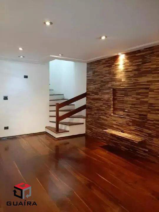 Sobrado para alugar com 3 quartos, 169m² - Foto 1