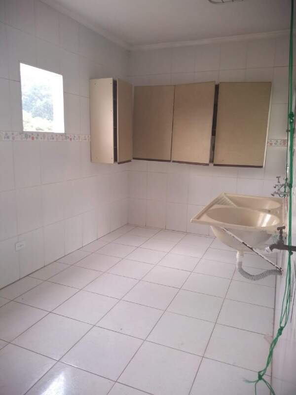 Sobrado à venda com 3 quartos, 220m² - Foto 5