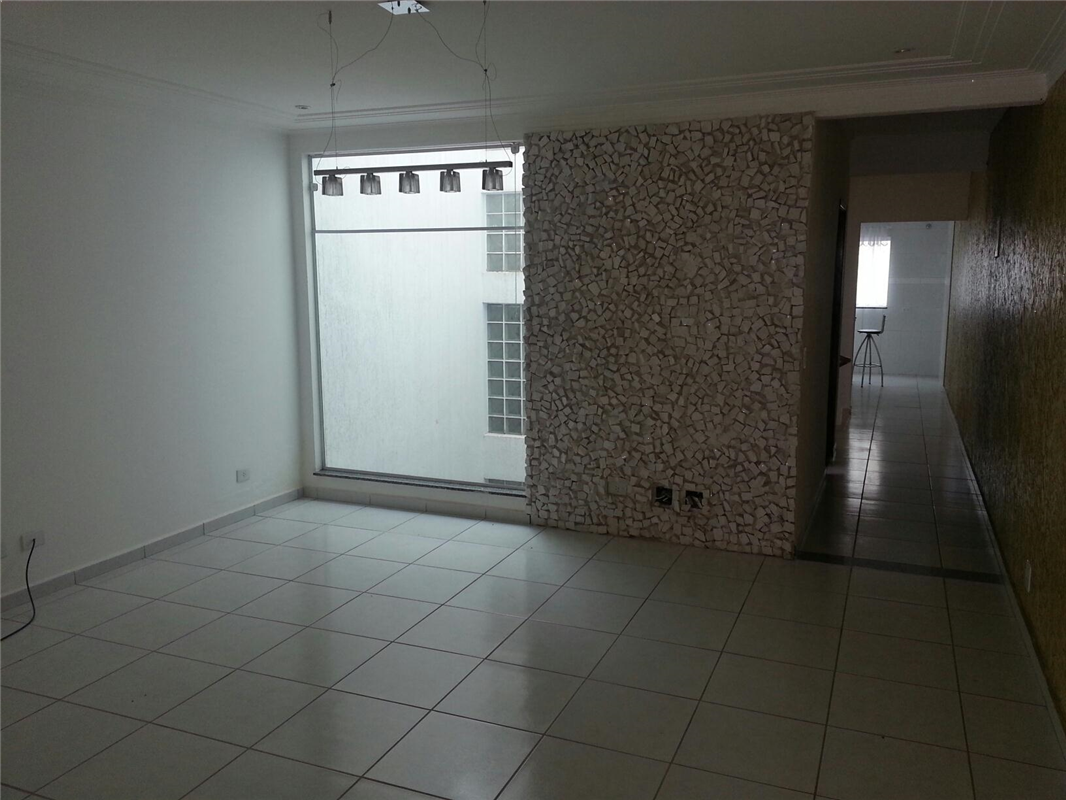 Sobrado à venda com 5 quartos, 470m² - Foto 2