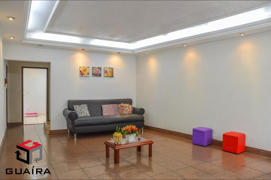 Sobrado à venda com 3 quartos, 340m² - Foto 1