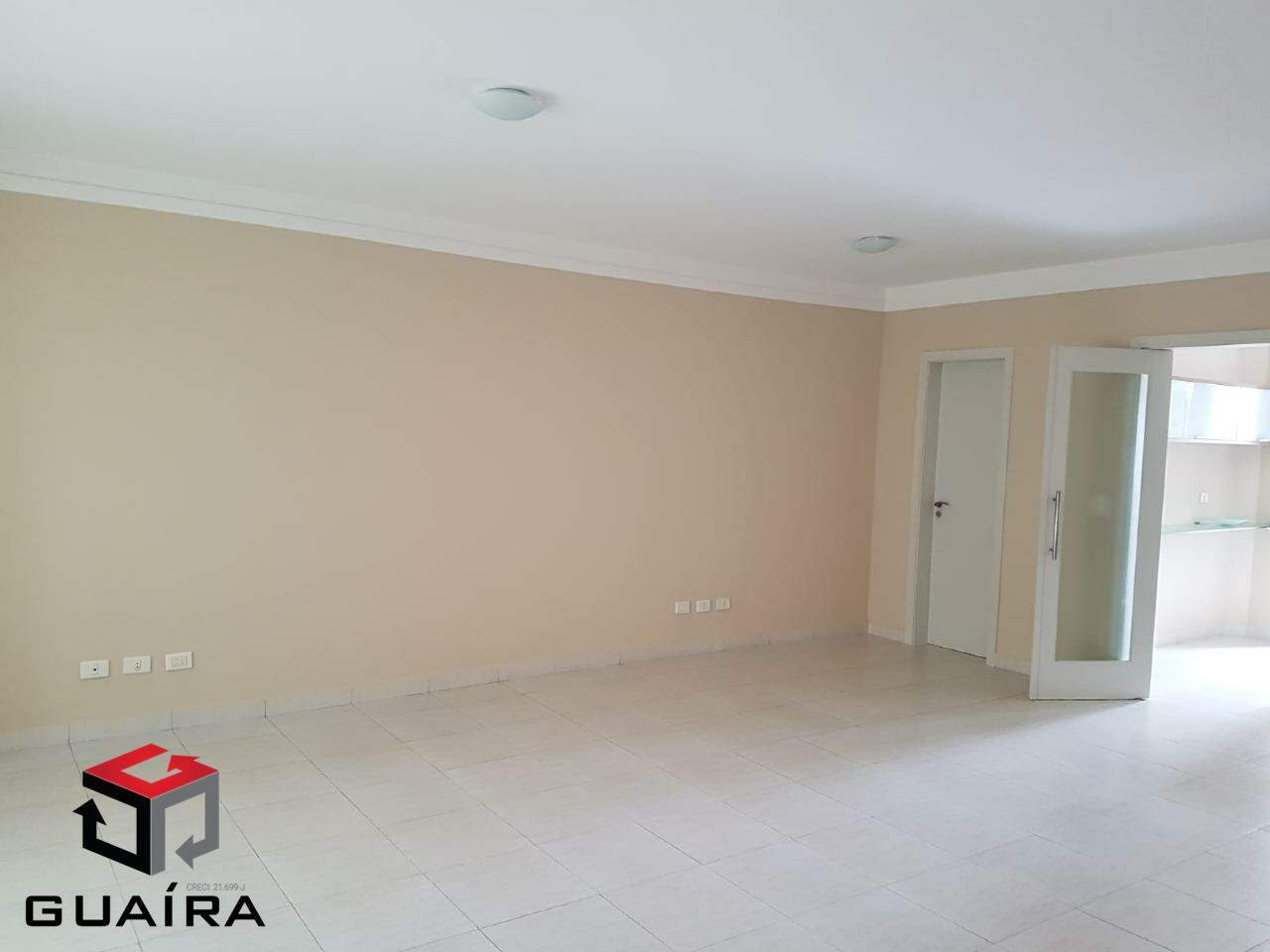 Sobrado à venda com 4 quartos, 289m² - Foto 2