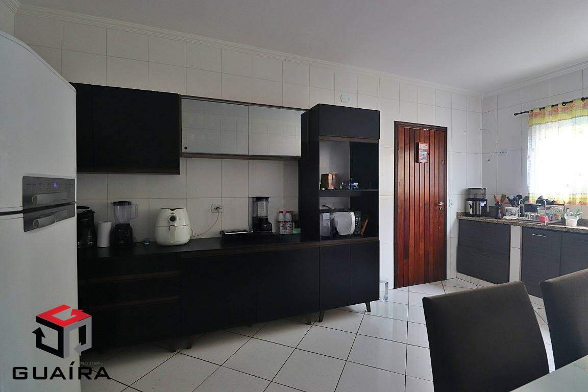 Sobrado à venda com 4 quartos, 225m² - Foto 13