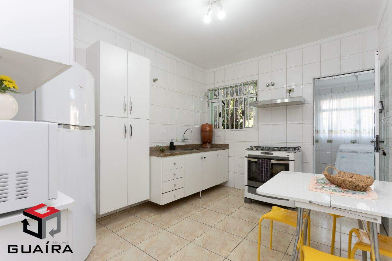 Casa à venda com 4 quartos, 200m² - Foto 5