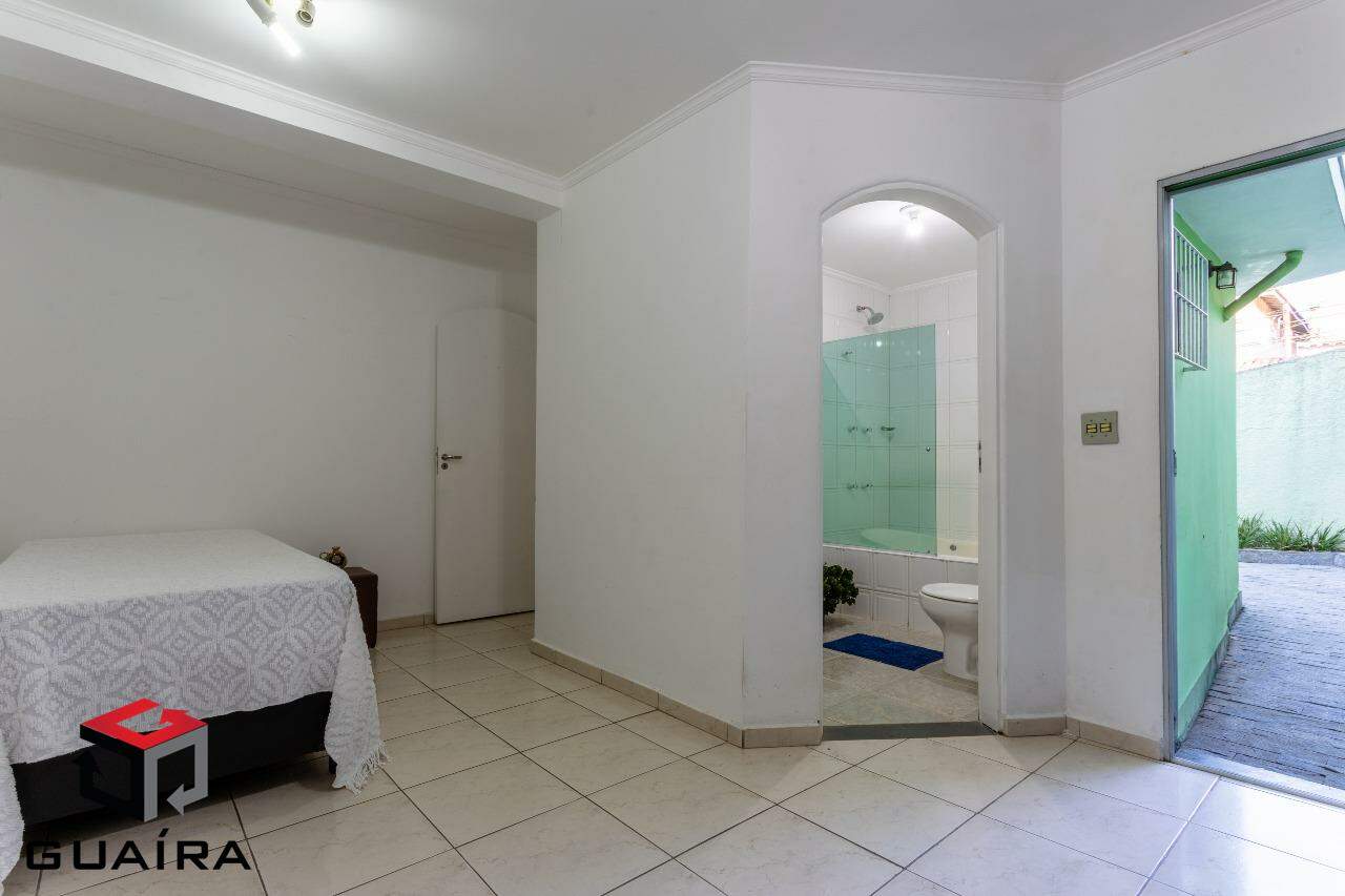 Casa à venda com 4 quartos, 200m² - Foto 7