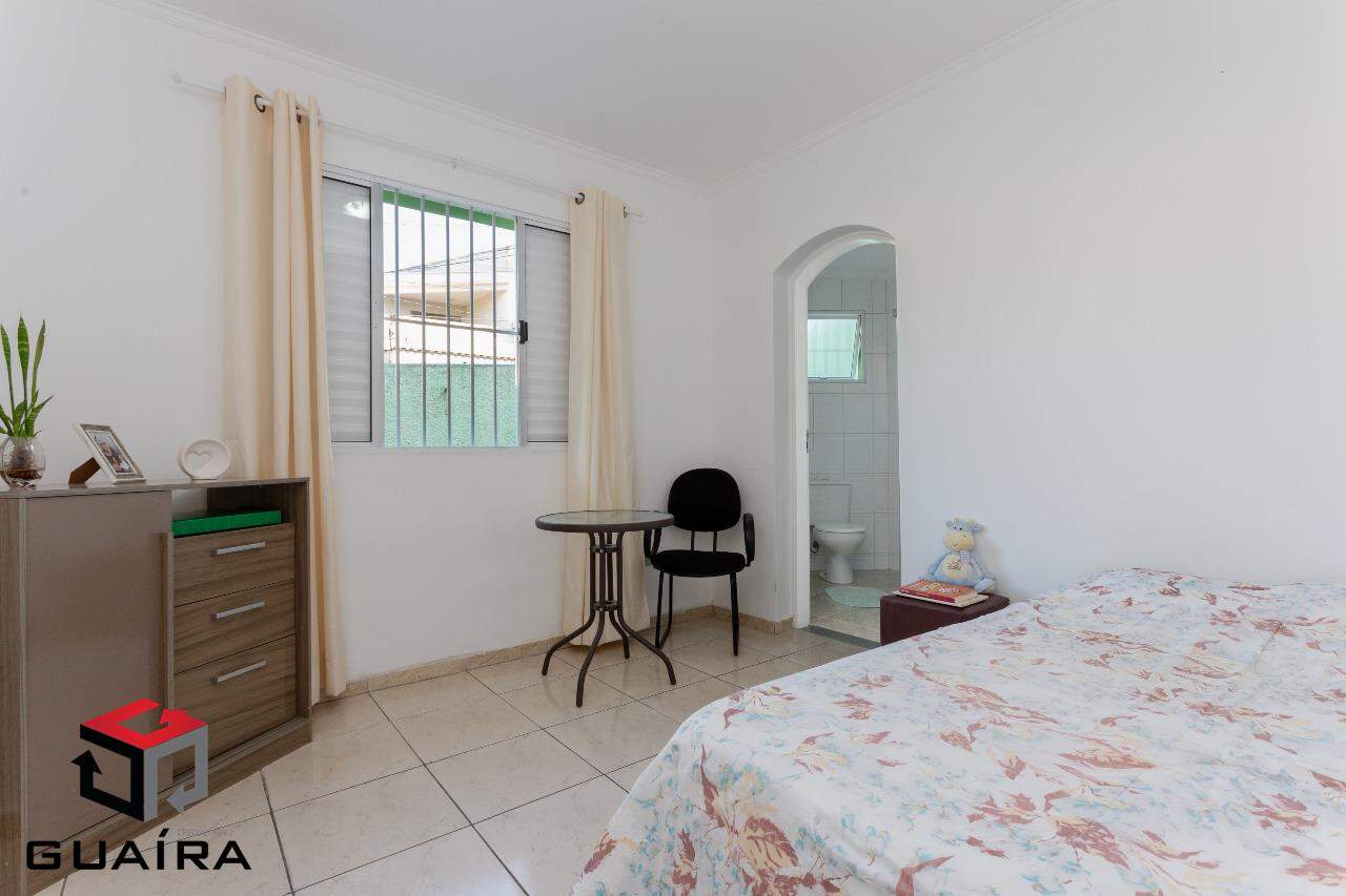 Casa à venda com 4 quartos, 200m² - Foto 14