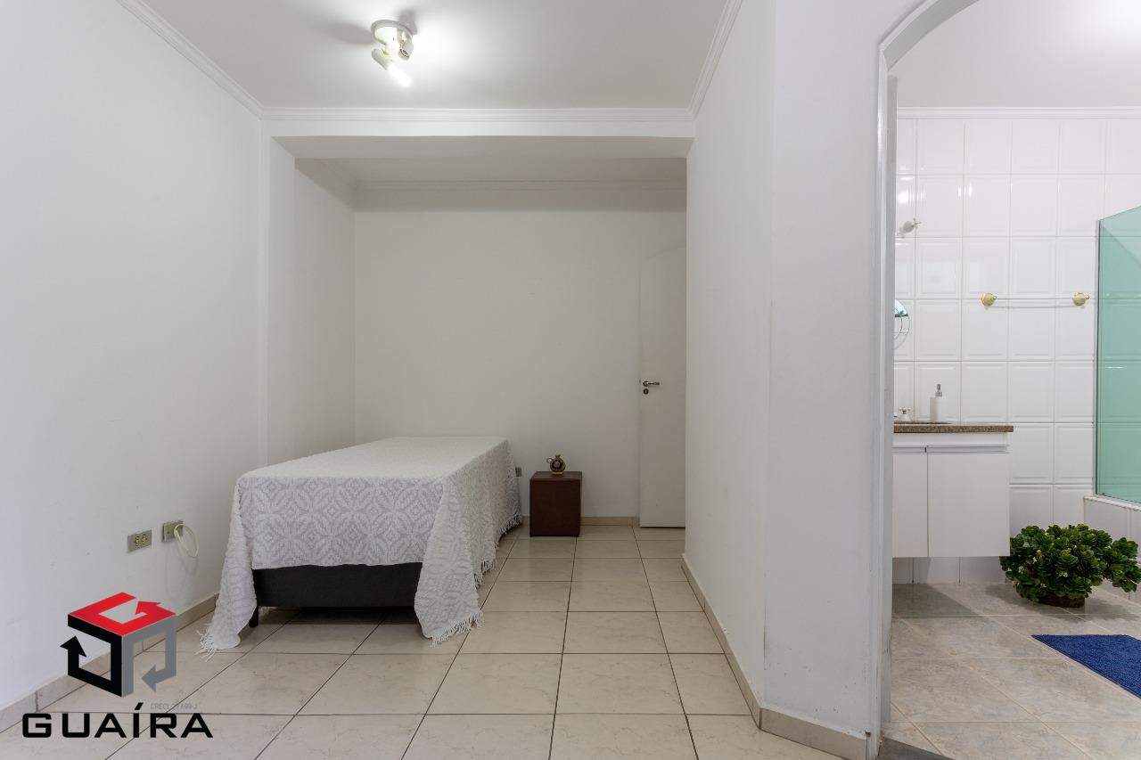 Casa à venda com 4 quartos, 200m² - Foto 8