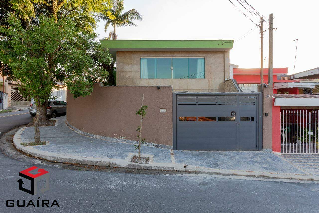 Casa à venda com 4 quartos, 200m² - Foto 31