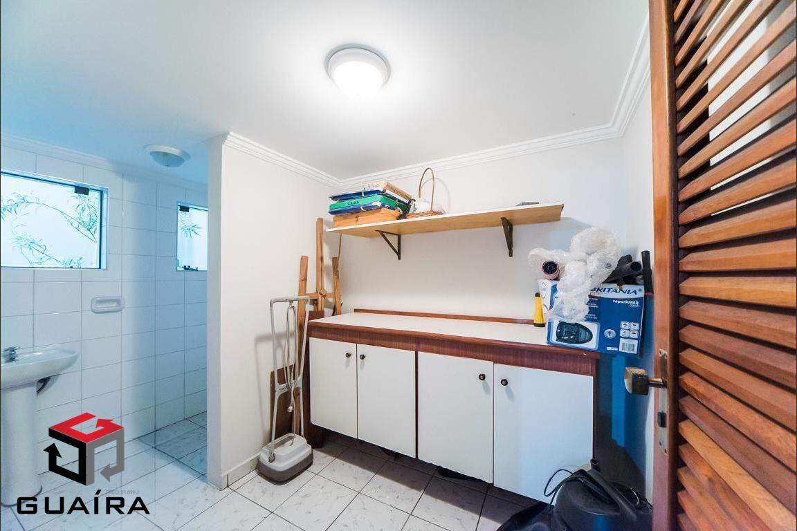 Sobrado à venda com 3 quartos, 308m² - Foto 10