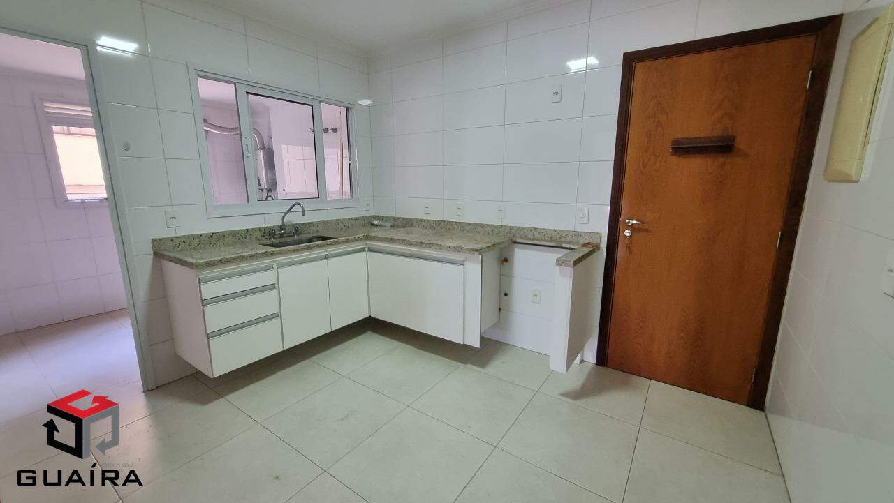 Apartamento para alugar com 3 quartos, 122m² - Foto 12