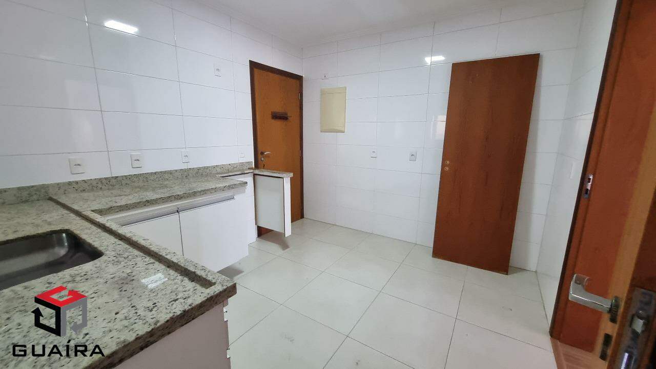 Apartamento para alugar com 3 quartos, 122m² - Foto 14