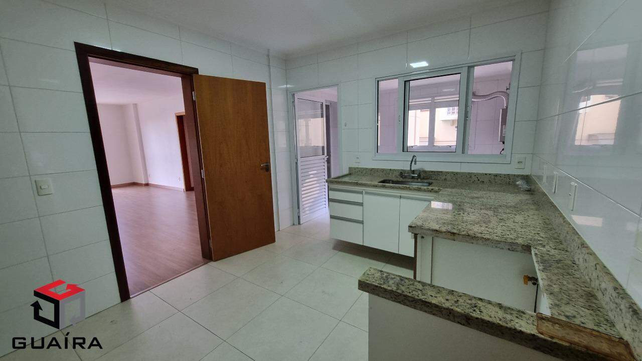 Apartamento para alugar com 3 quartos, 122m² - Foto 13