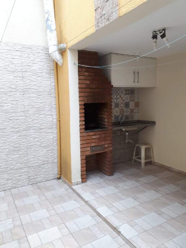 Sobrado à venda com 3 quartos, 200m² - Foto 22