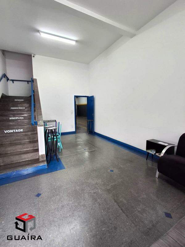 Depósito-Galpão-Armazém para alugar, 550m² - Foto 2