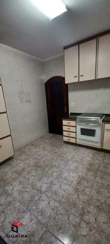 Sobrado à venda com 3 quartos, 234m² - Foto 34