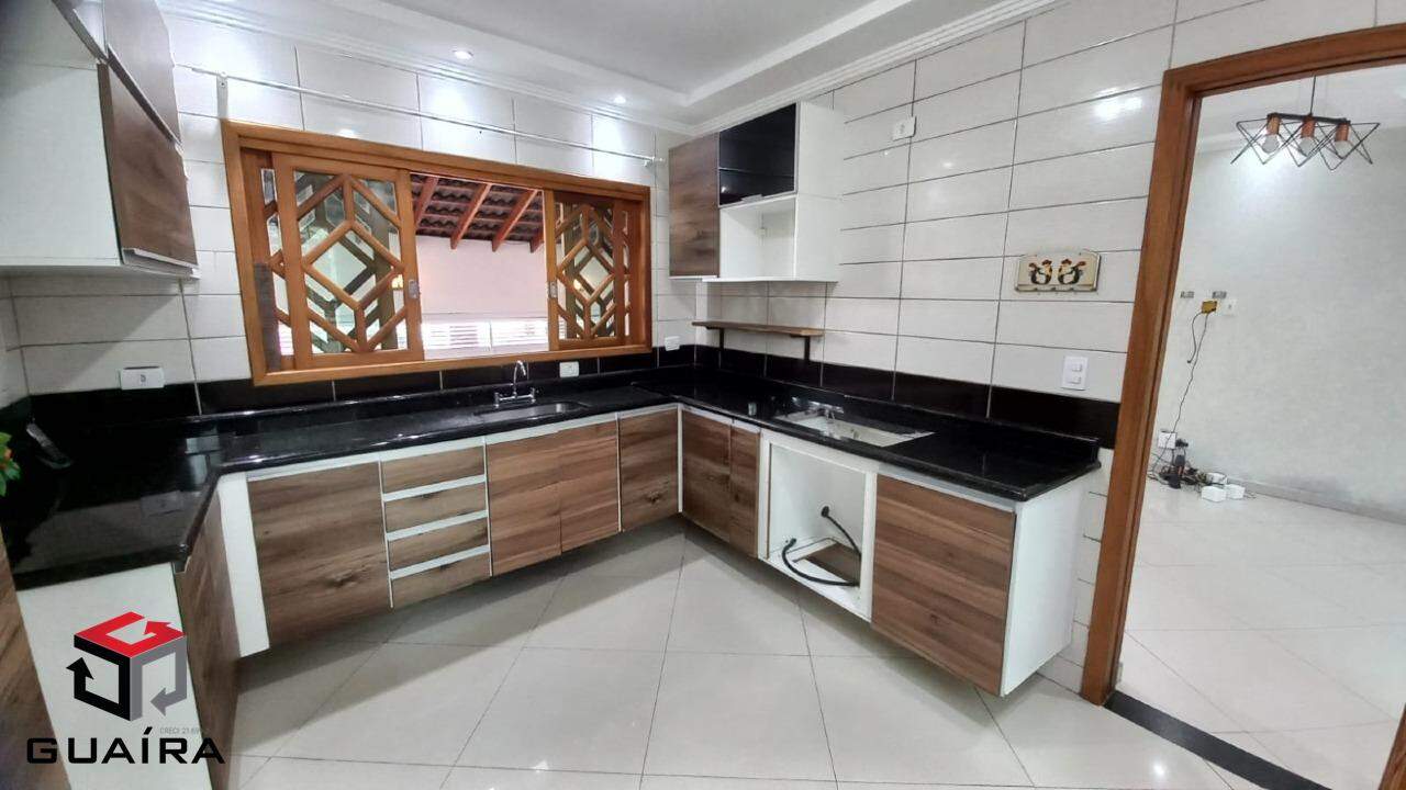 Sobrado à venda com 3 quartos, 250m² - Foto 12