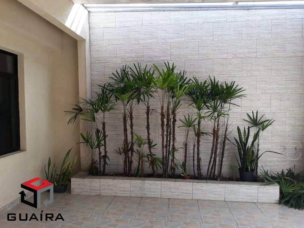Casa para alugar com 4 quartos, 189m² - Foto 3